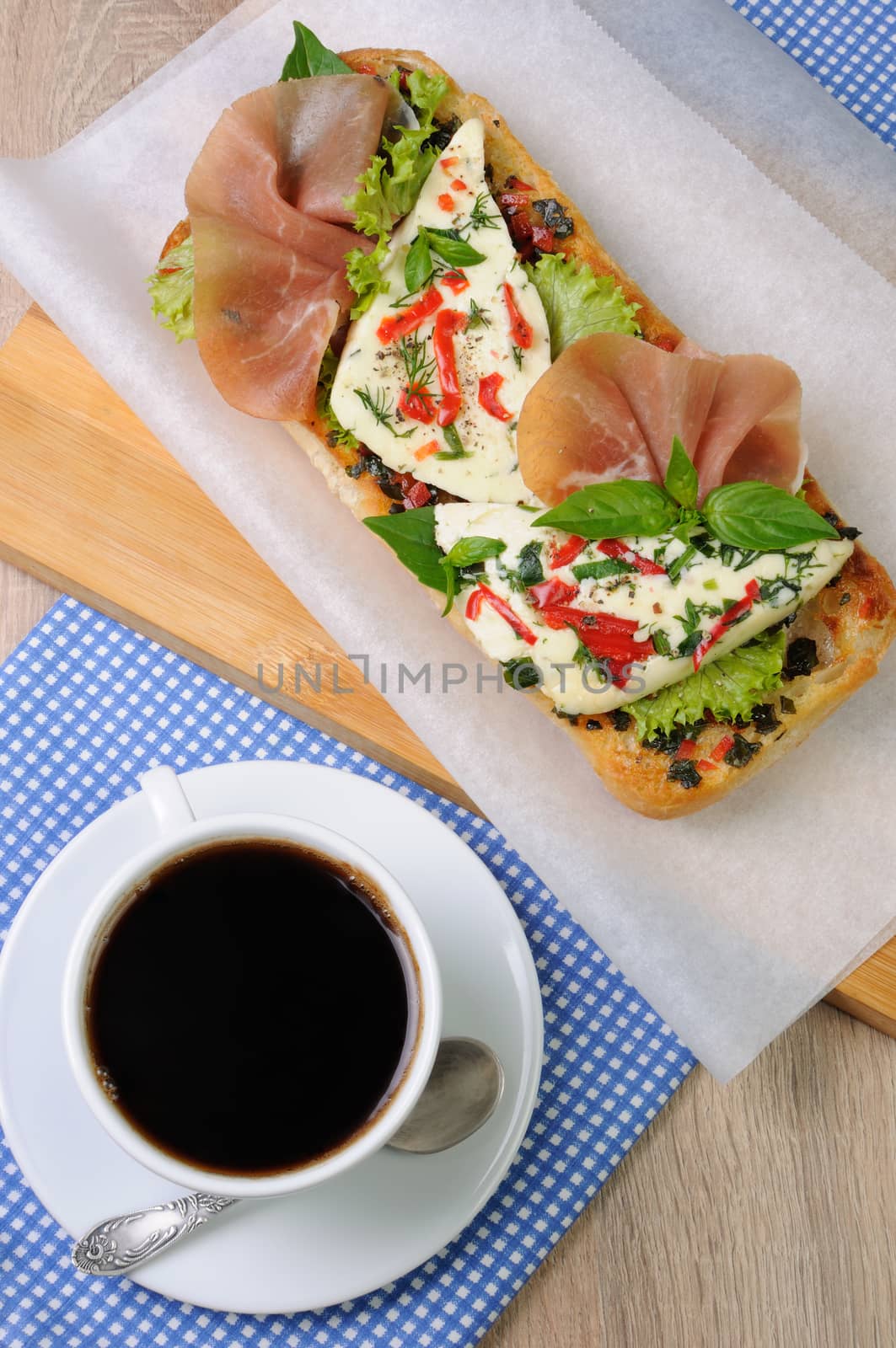 Sandwich with mozzarella and jamon by Apolonia