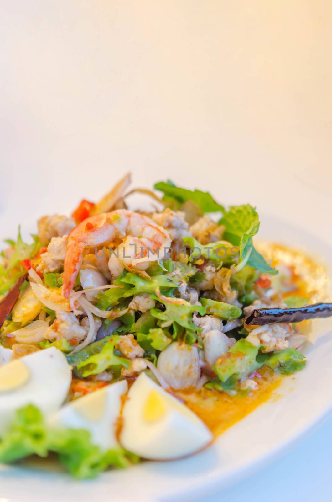 asian spicy salad with shrimp and vegetables
