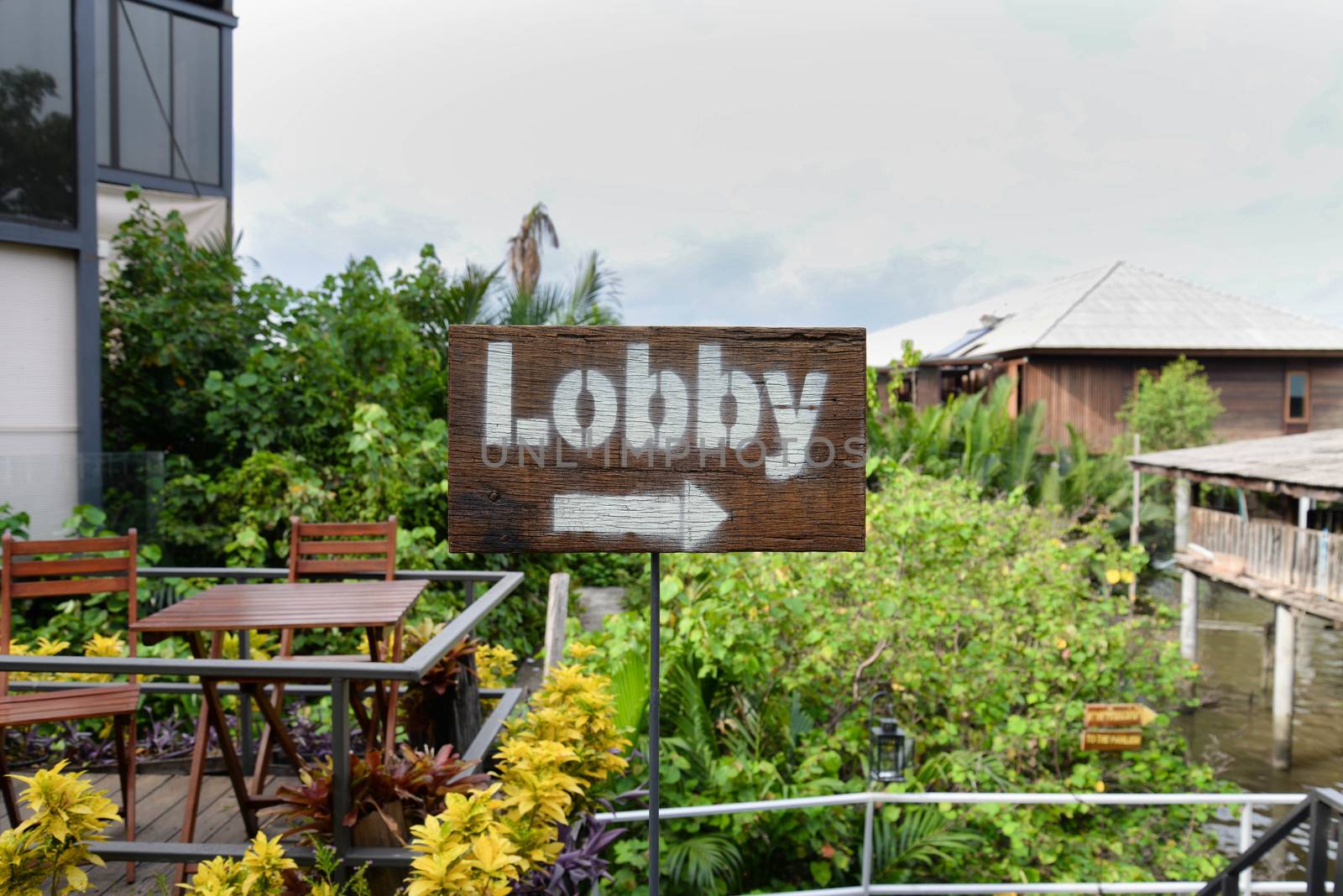 Signs to Lobby