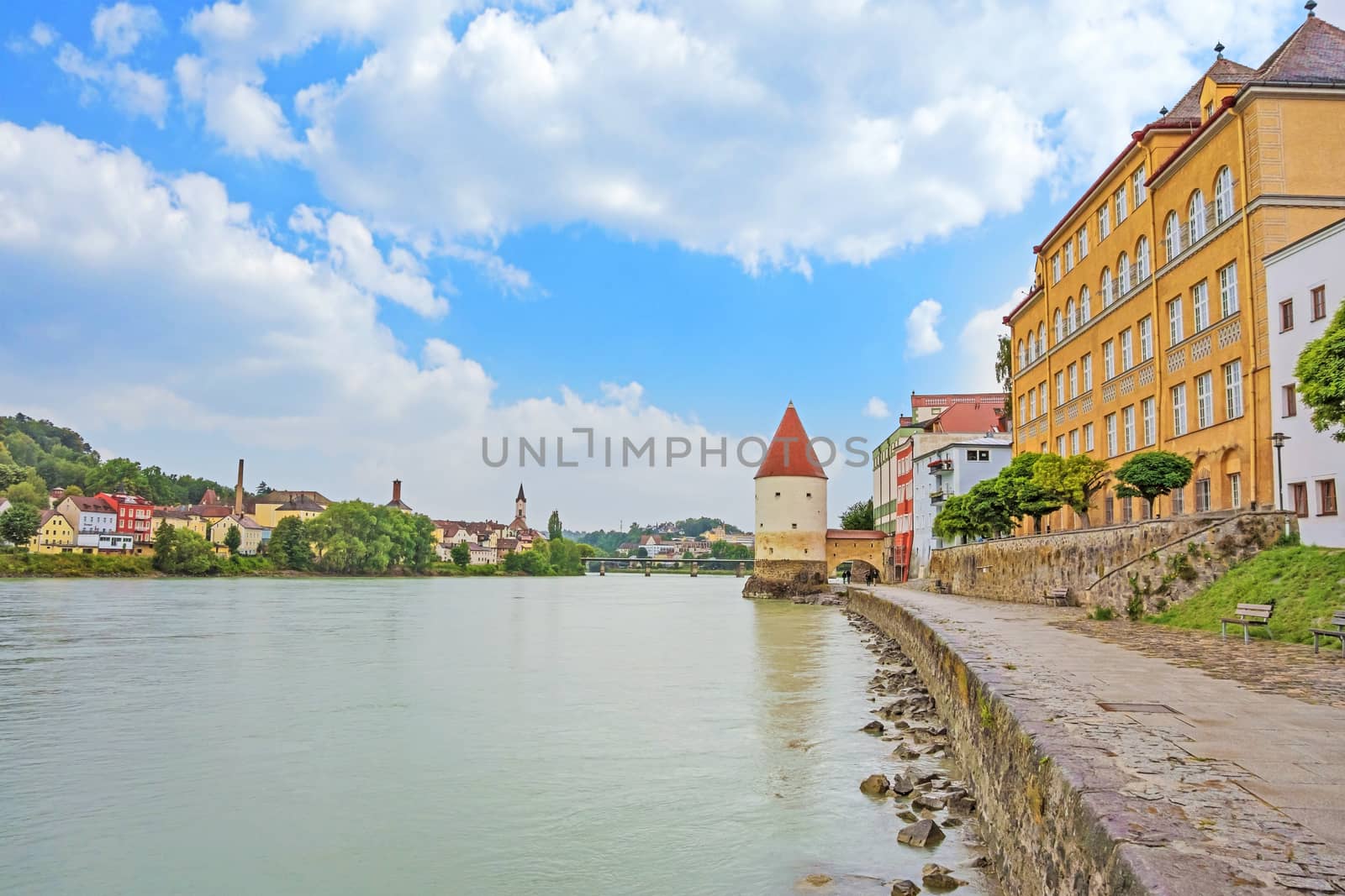 The so called Schaiblingsturm at the Innkai is one of the landmarks of Passau