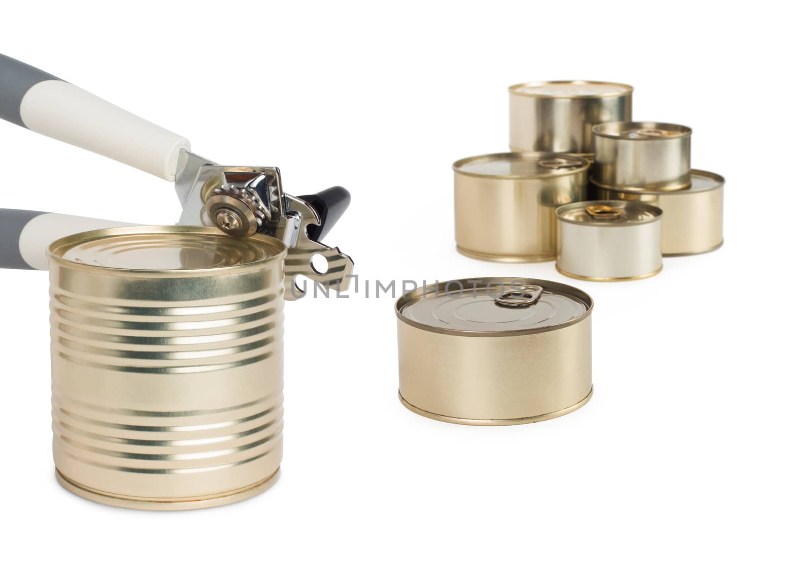 Tin cans opener by ozaiachin