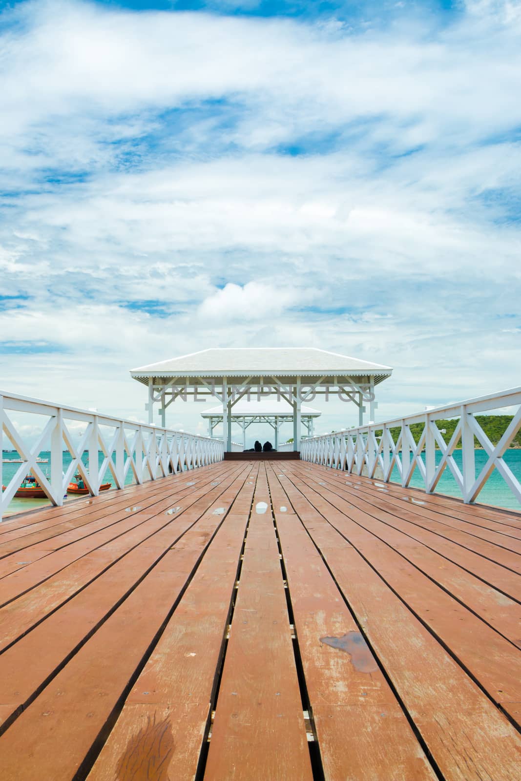bridge pier by AEyZRiO