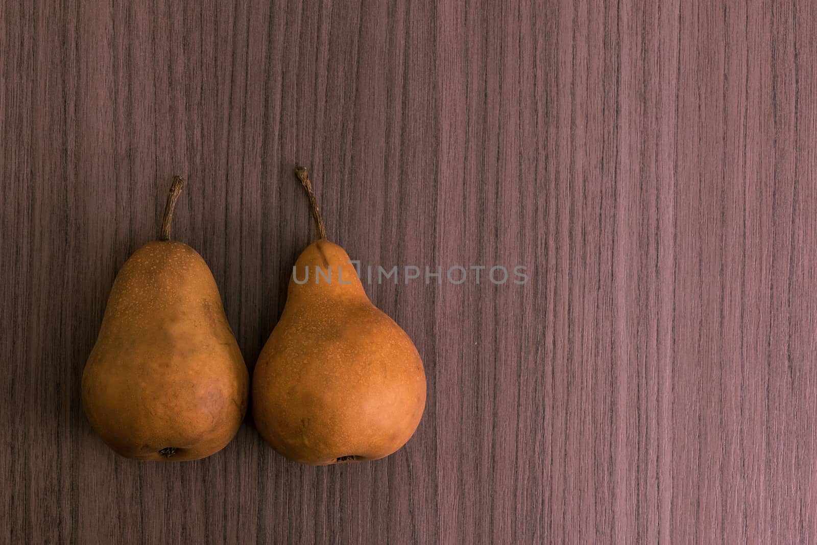 Two pears by dalomo84