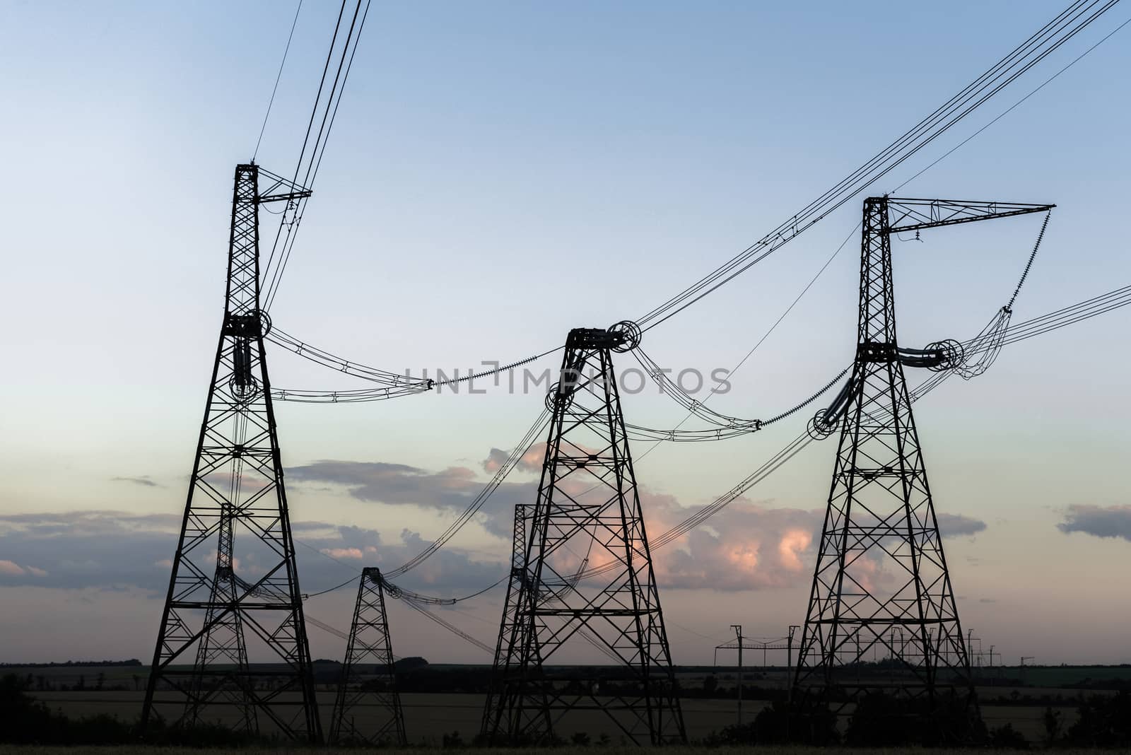 towers for power transmission lines high voltage