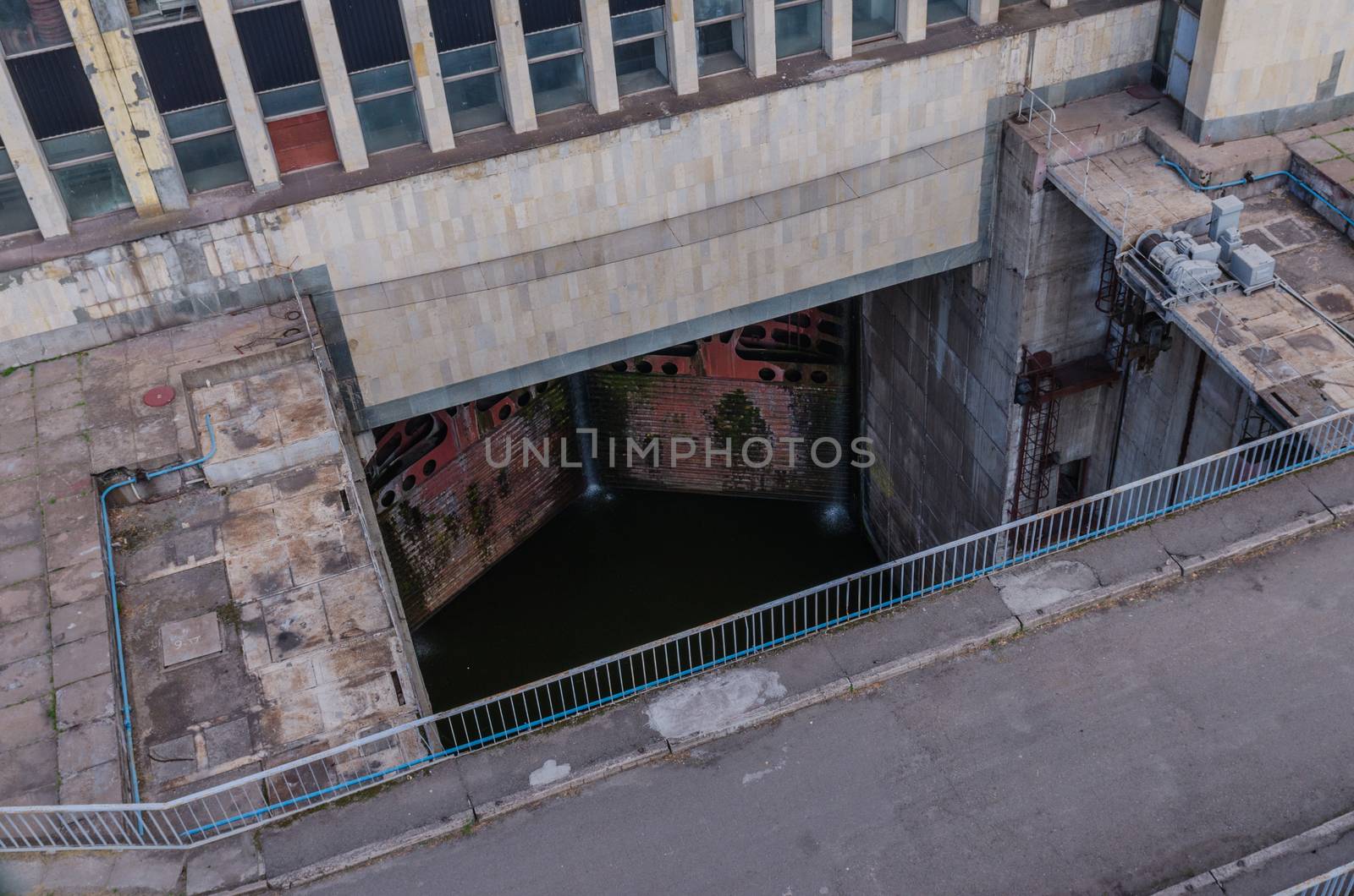 the sluice gates of the dam