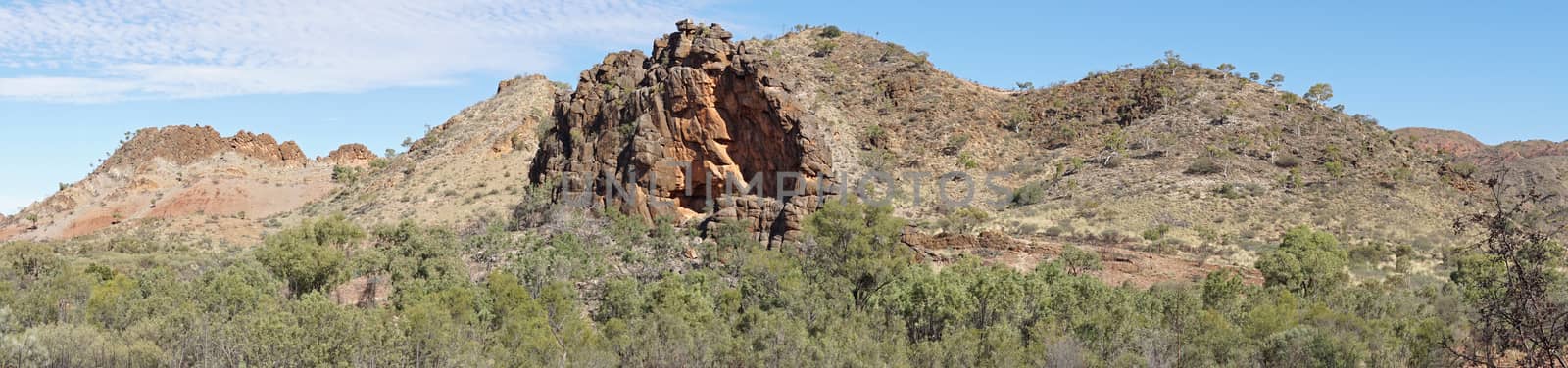 East MacDonnell Ranges, Australia by alfotokunst