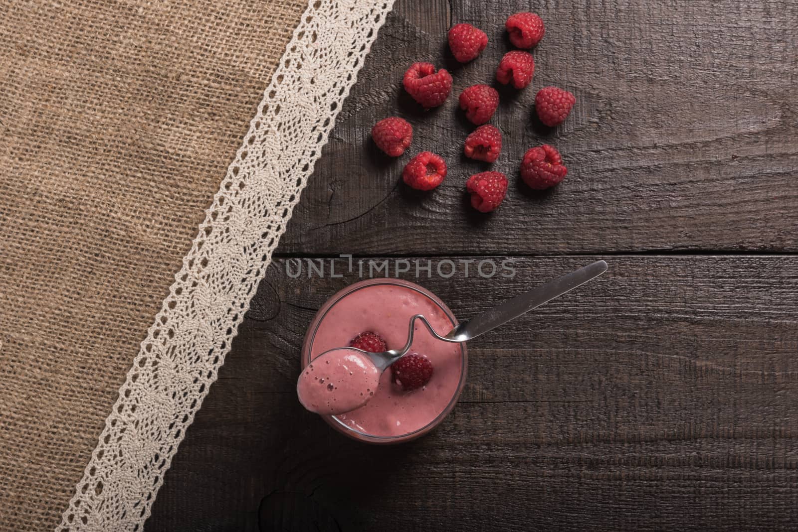 raspberry - banana smoothie by Andreua