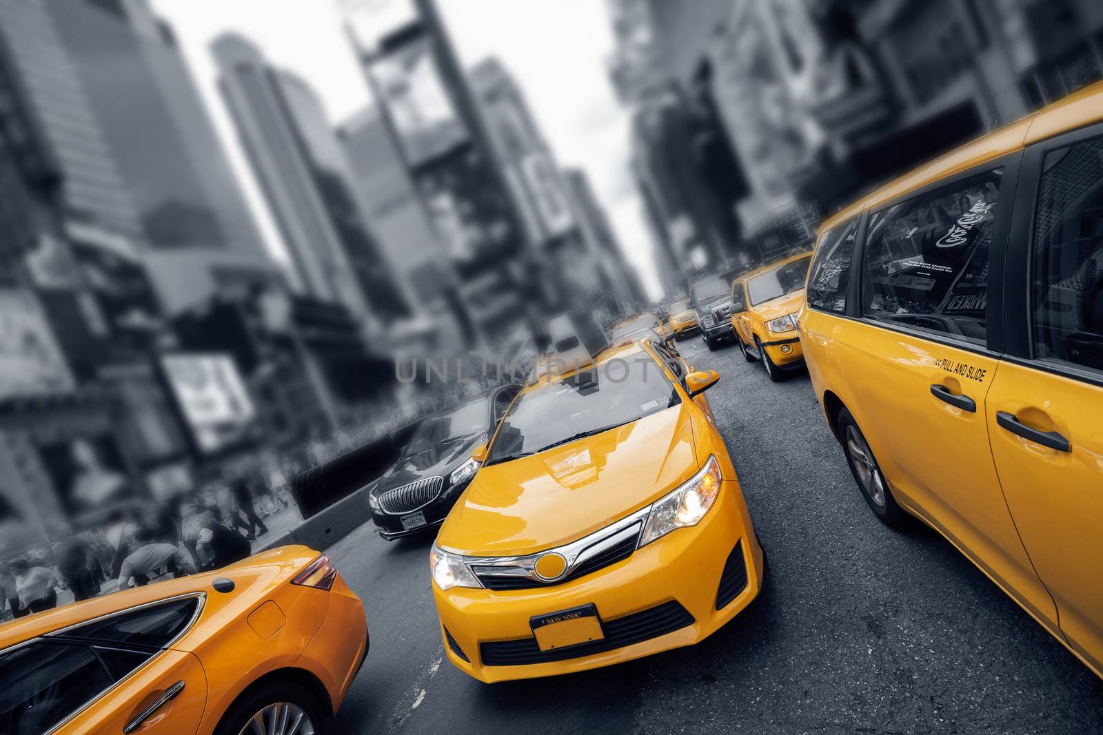 Yellow Cab at Times Square by vwalakte