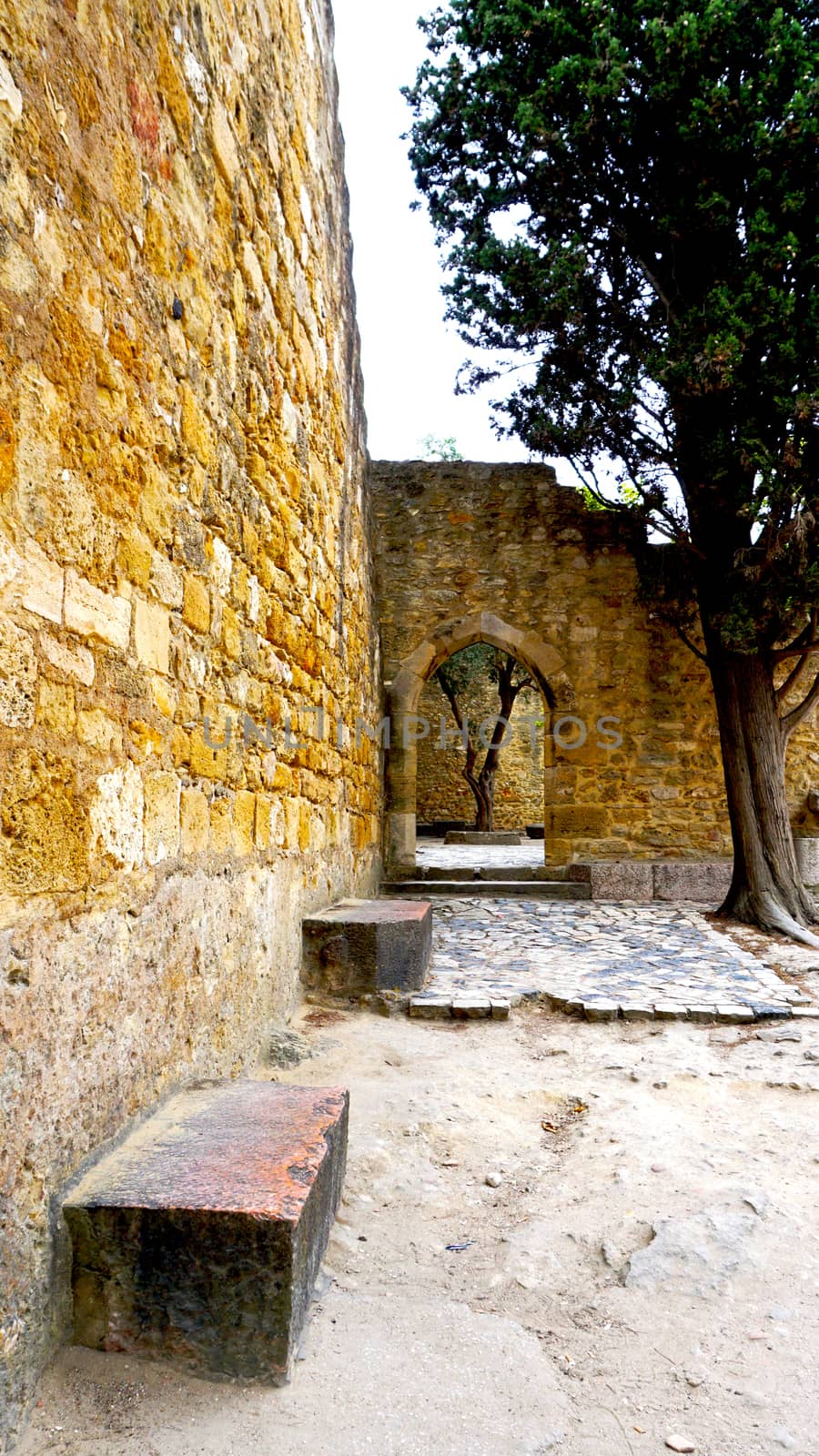 castle st. Jorge portugal lisbon inside