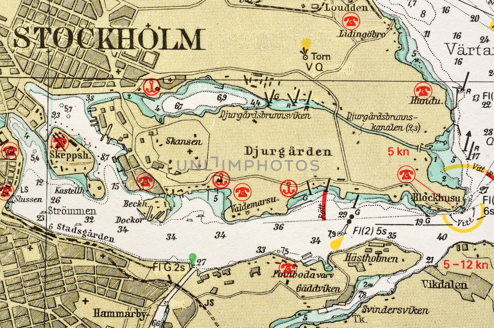 Macro shot of a old marine chart, detailing Stockholm archipelago. 

Picture is from "Batsjokort 1982-83 Serie A LANDSORT-ARHOLMA", created 2013-10-12.