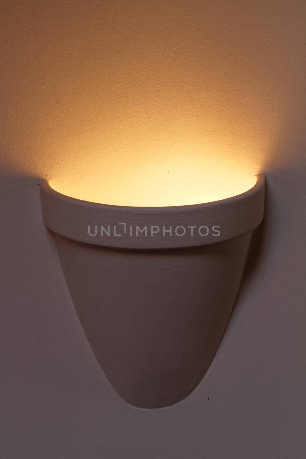 Photo of a lamp in a pots