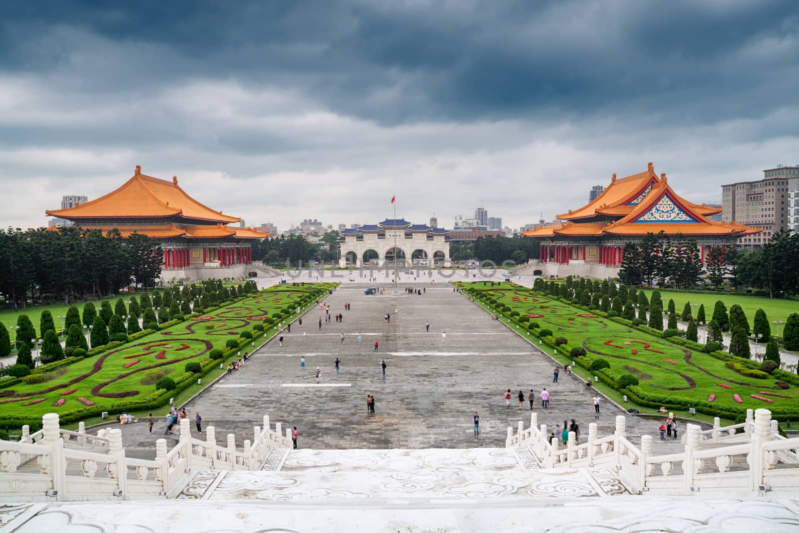 Libery Square with Chiang Kai-shek Memorial, National Theater and National Concert Hall. (Taipei, Taiwan.) 