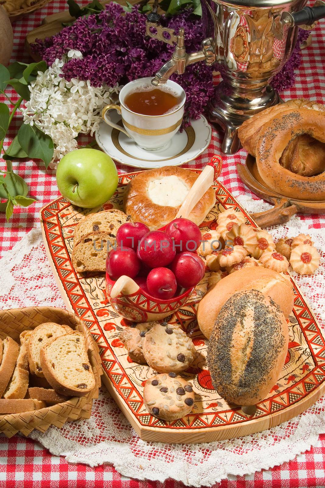 Different kinds of bread and pastry