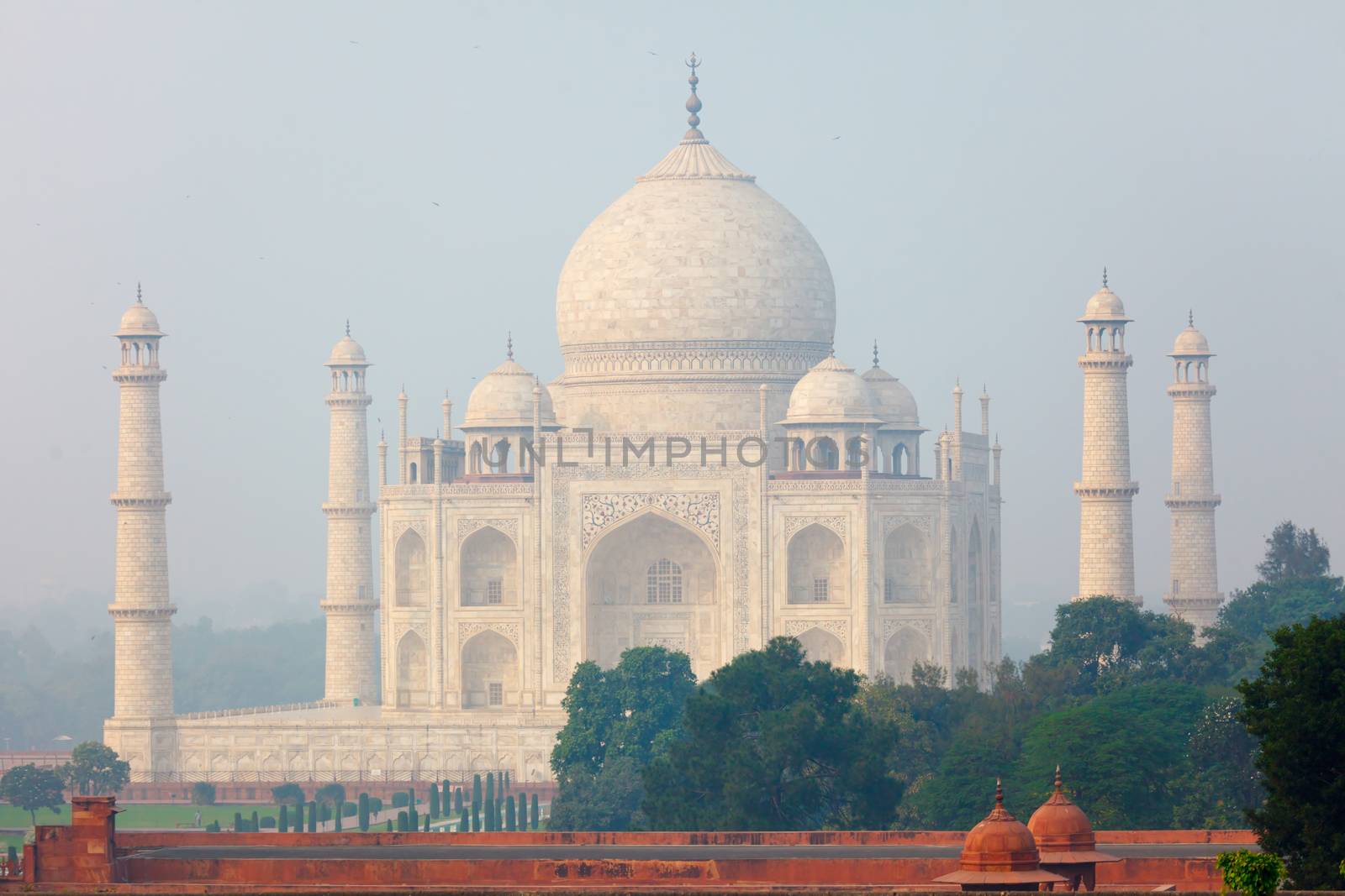 Taj Mahal by ivz