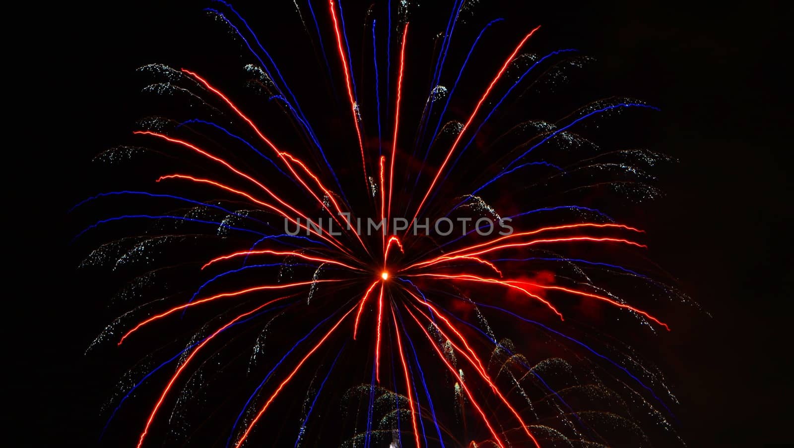 Fireworks by nikonite