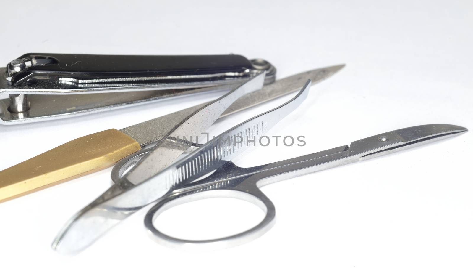 metal manicure set ( scissors, nail file, tweezers )