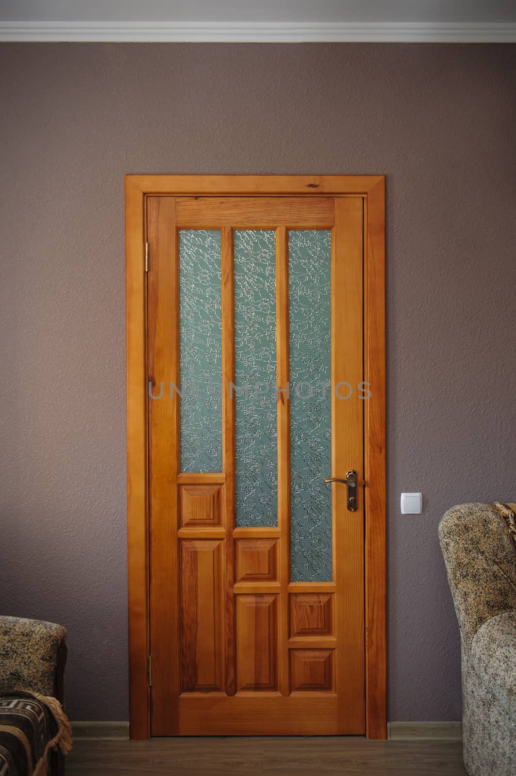 Wooden doors in the interior