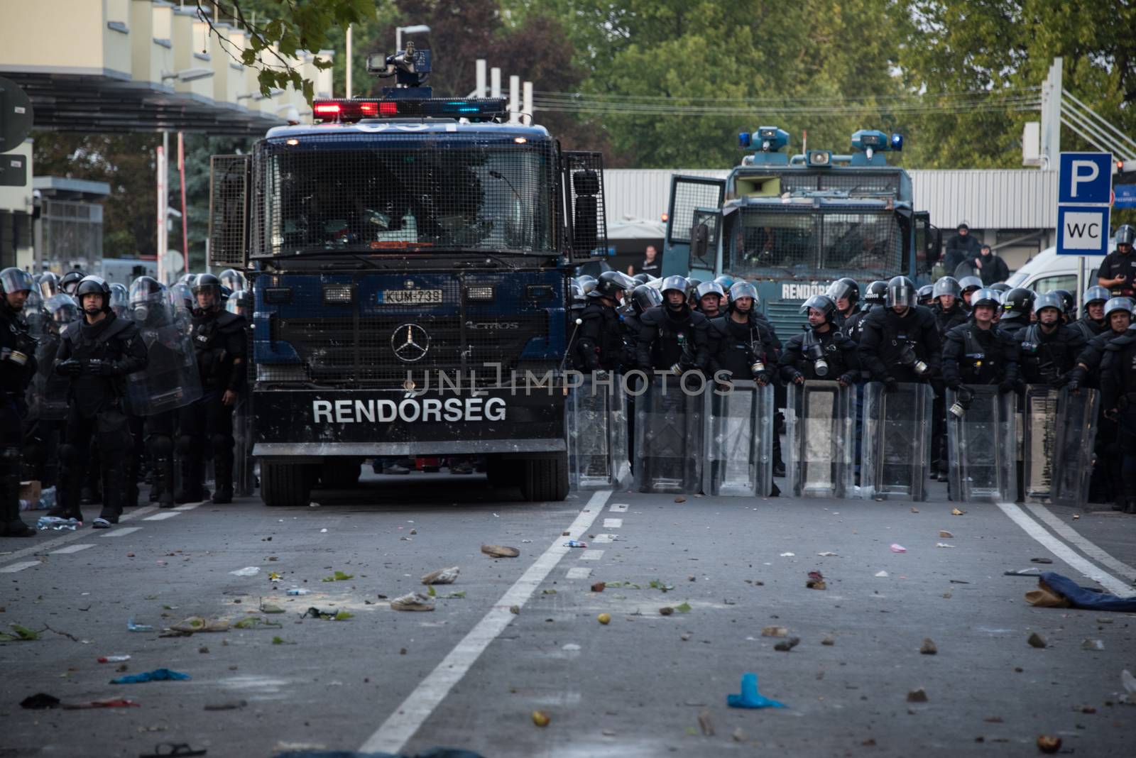 SERBIA - REFUGEE CRISIS - HUNGARY BORDER CLASHES by newzulu