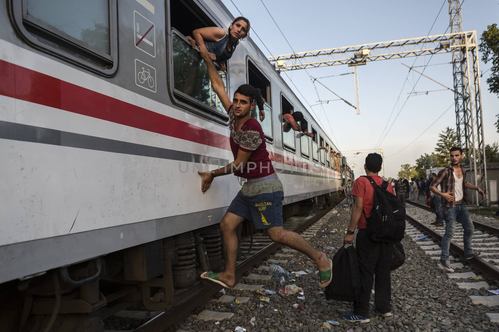 CROATIA - REFUGEE CRISIS - CROATIAN-SERBIAN BORDER by newzulu