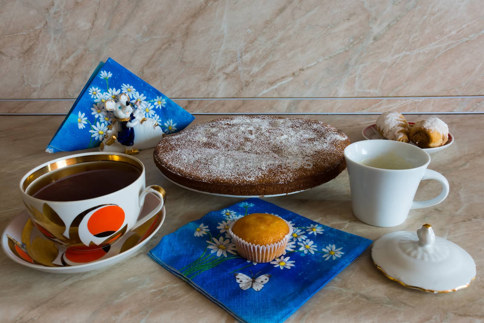 the photograph depicts a tea cake