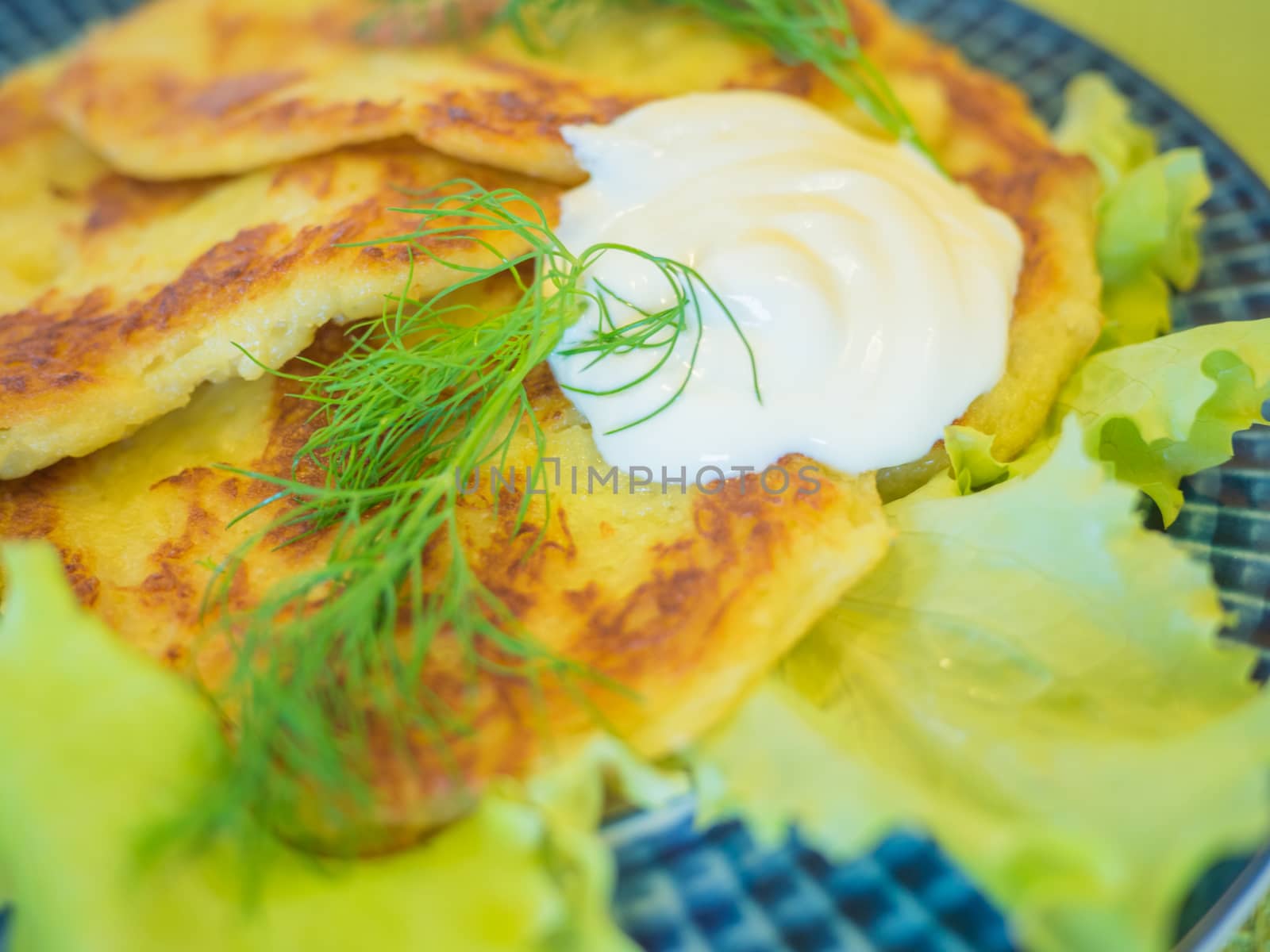 potato pankakes with cream frache by dolfinvik