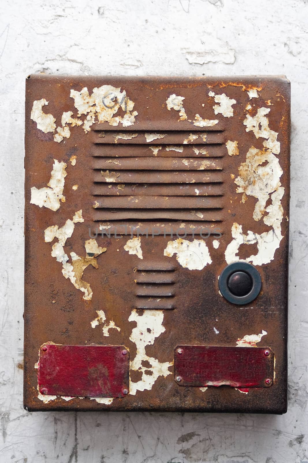 Old rusty communicator