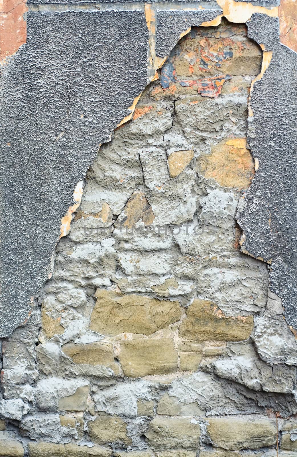 decayed multilayered wall