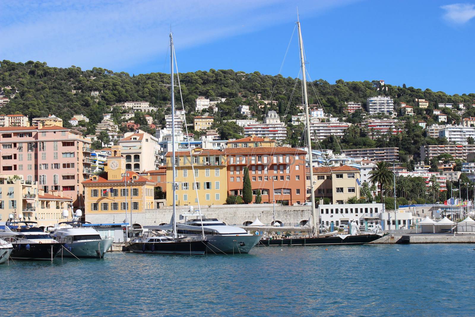 Beautiful and luxurious yachts in the port of Nice