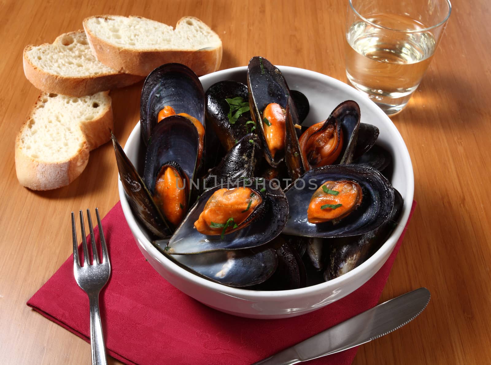 mussels by diecidodici