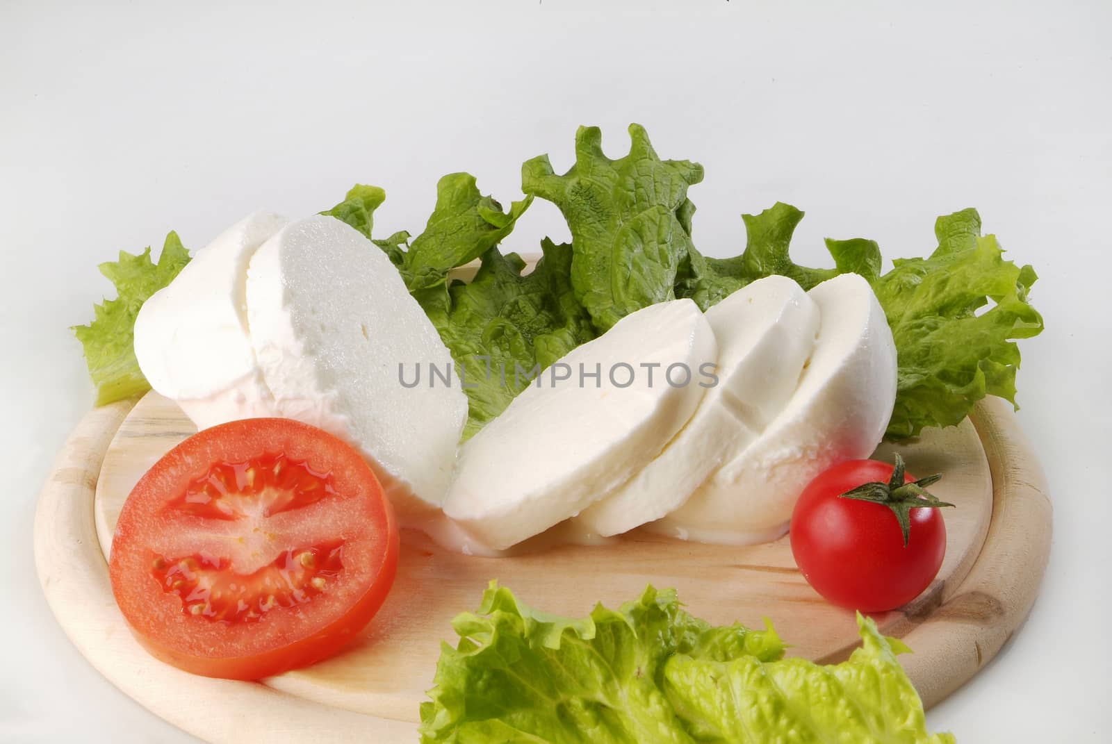 italian mozzarella plate with tomatoes and salade