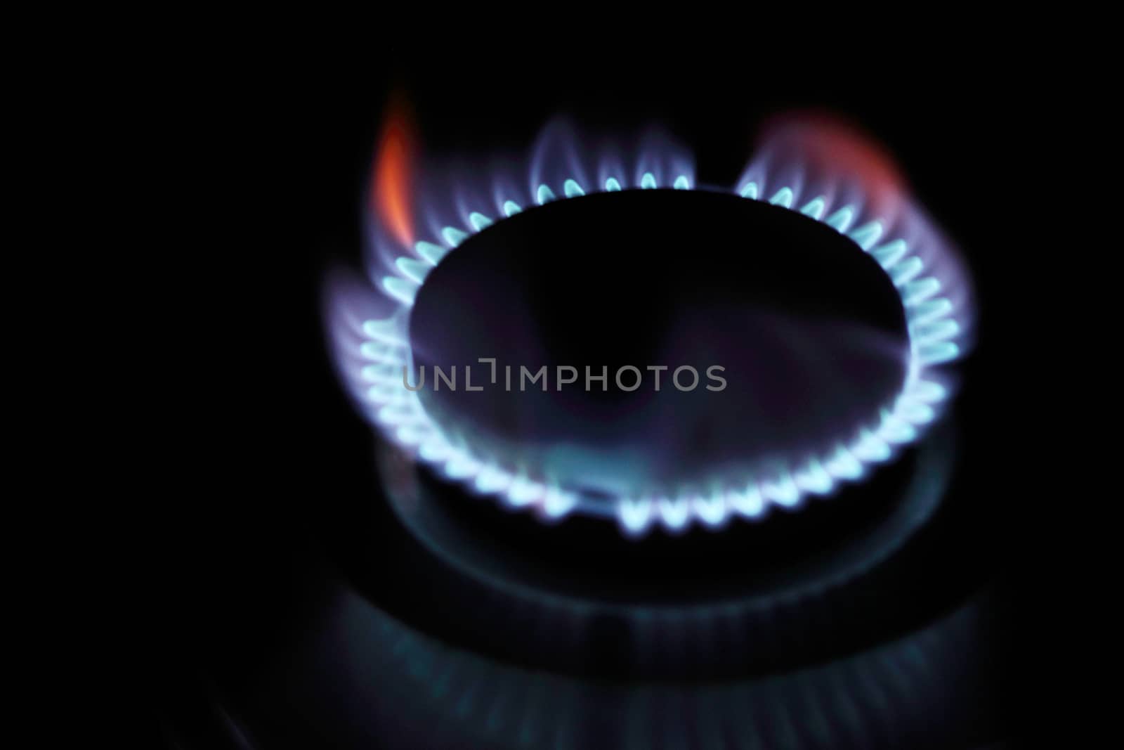 one flame a gas stovel in home cooking