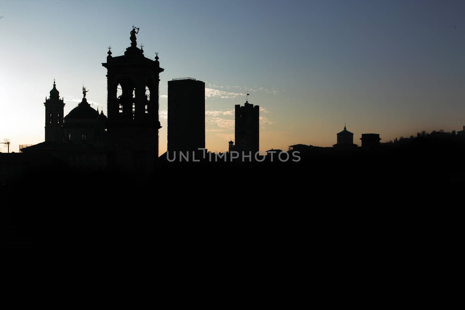 city of bergamo silhouette old town 