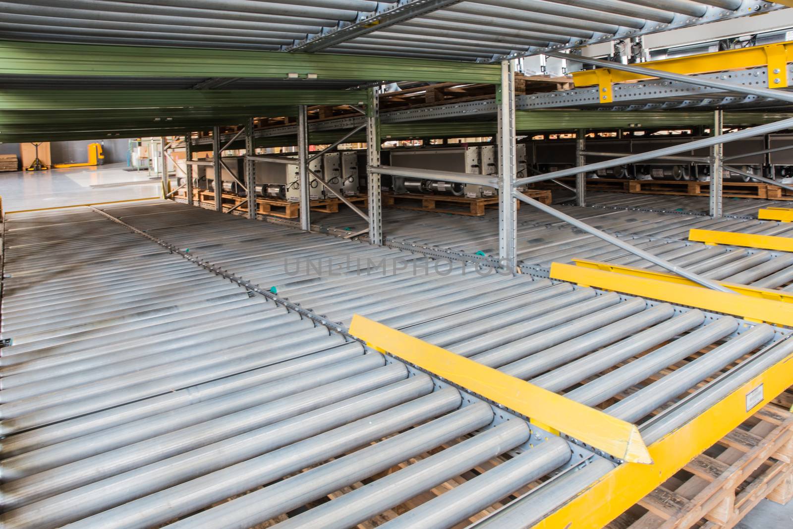 shelving gravity for pallets