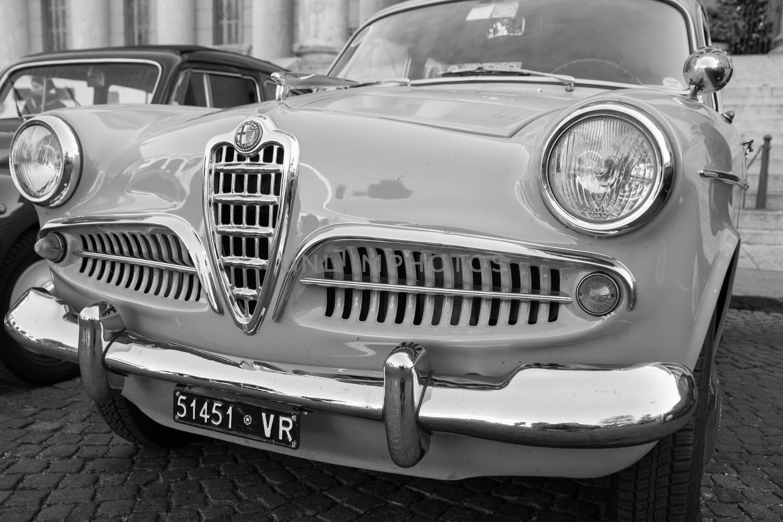 Classic vintage cars by Isaac74