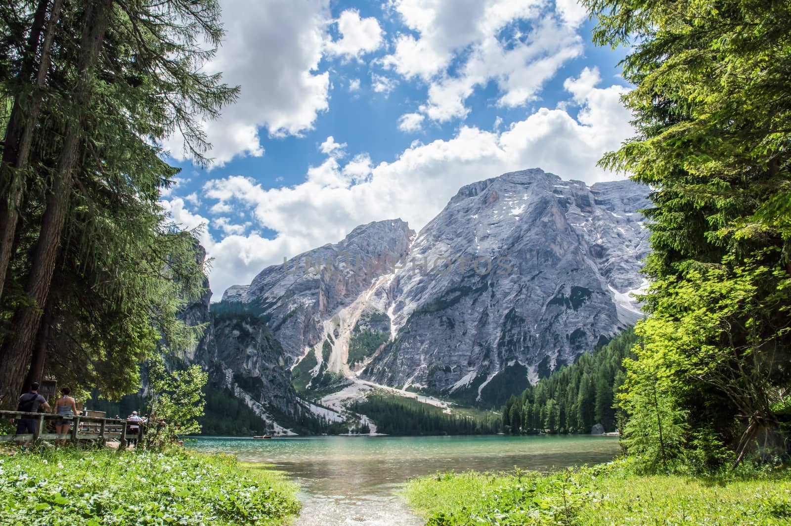 Braies lake by Isaac74