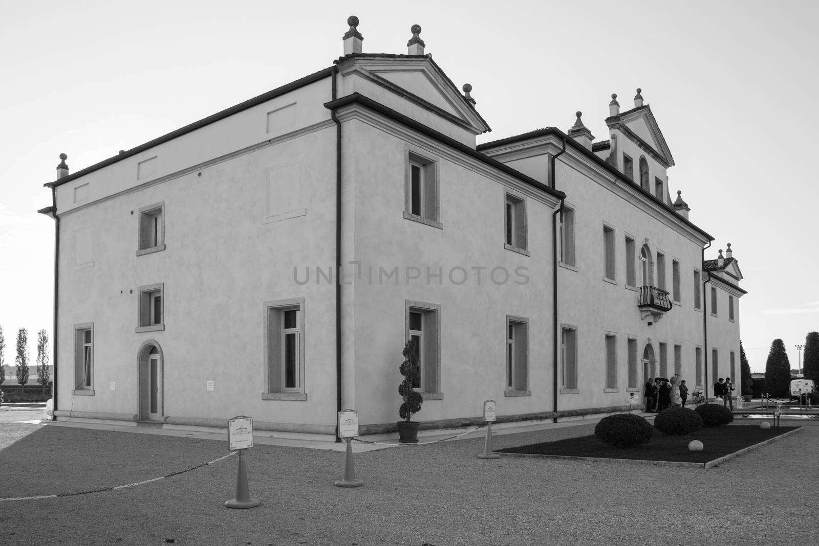 Villa Cornaro, Zimella, Italy by Isaac74