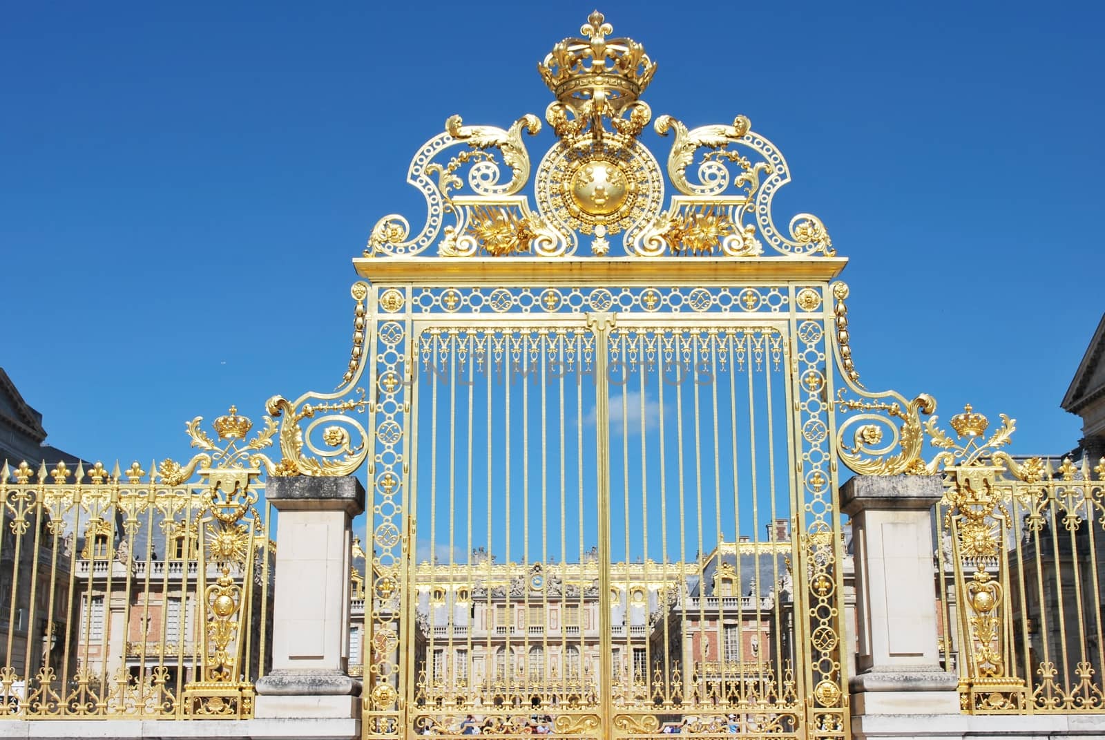 Golden gate versailles by pauws99