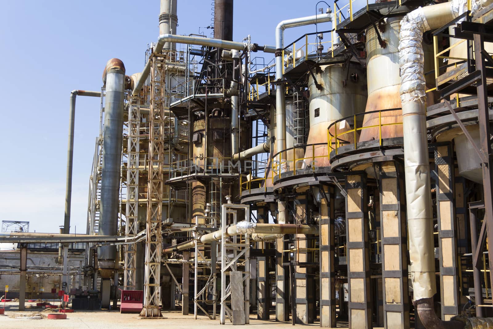 Industrial of refinery tower for making gasoline