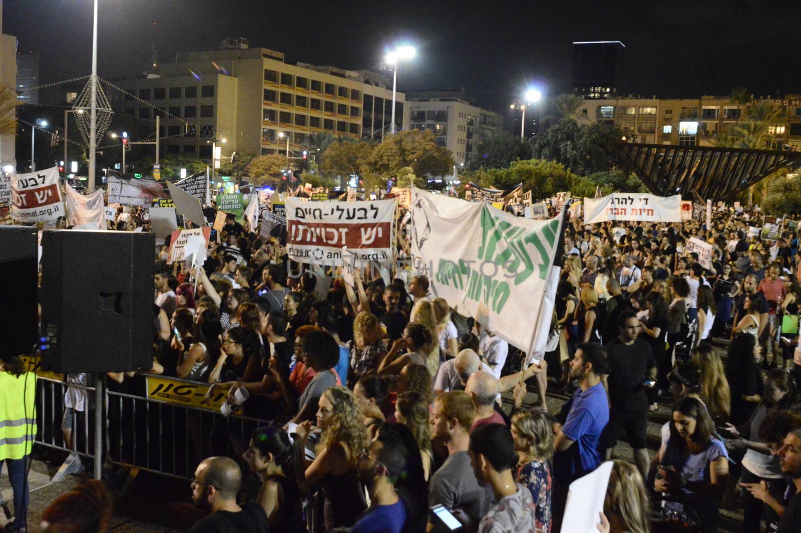 ISRAEL, Tel Aviv: An estimated 10,000 people marched in Tel Aviv for animal rights on October 3, 2015. 	In the largest-ever protest in Israel and the third annual protest under the name The Animal Rights March various struggles concerning animal protection united: wild life, animal testing, fur, street cats and dogs, and farm animals. 