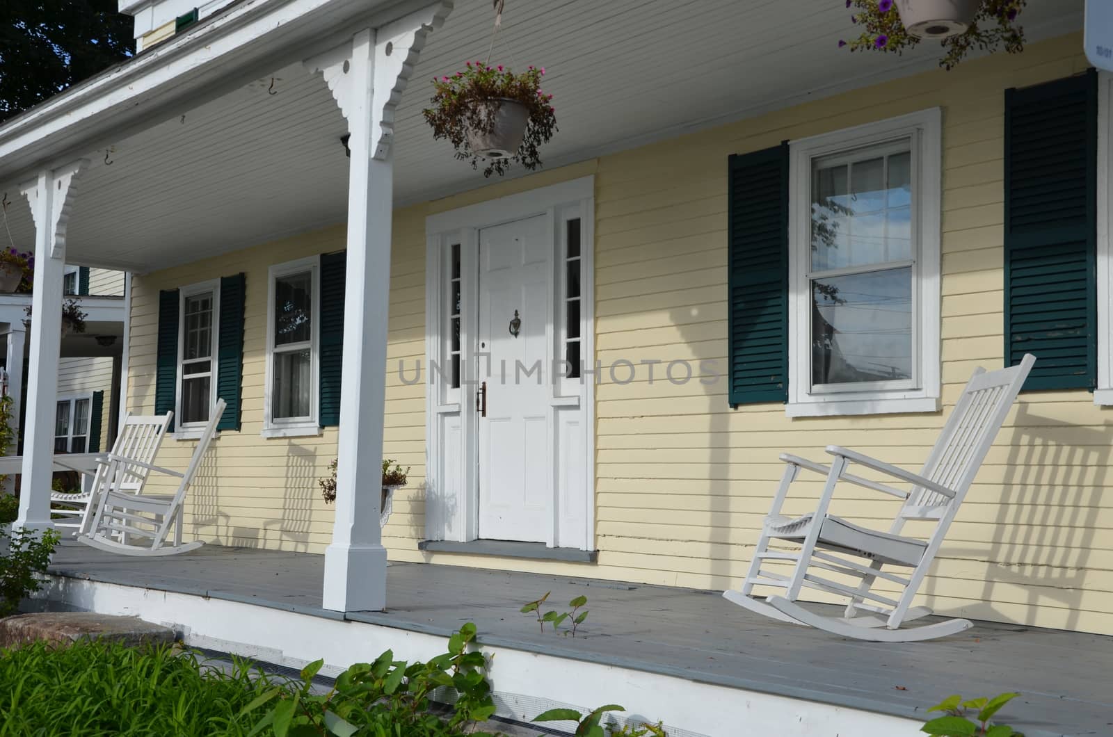 Front porch by northwoodsphoto