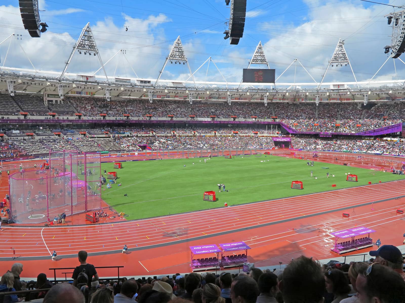 Olympic Stadium London 2012 by quackersnaps