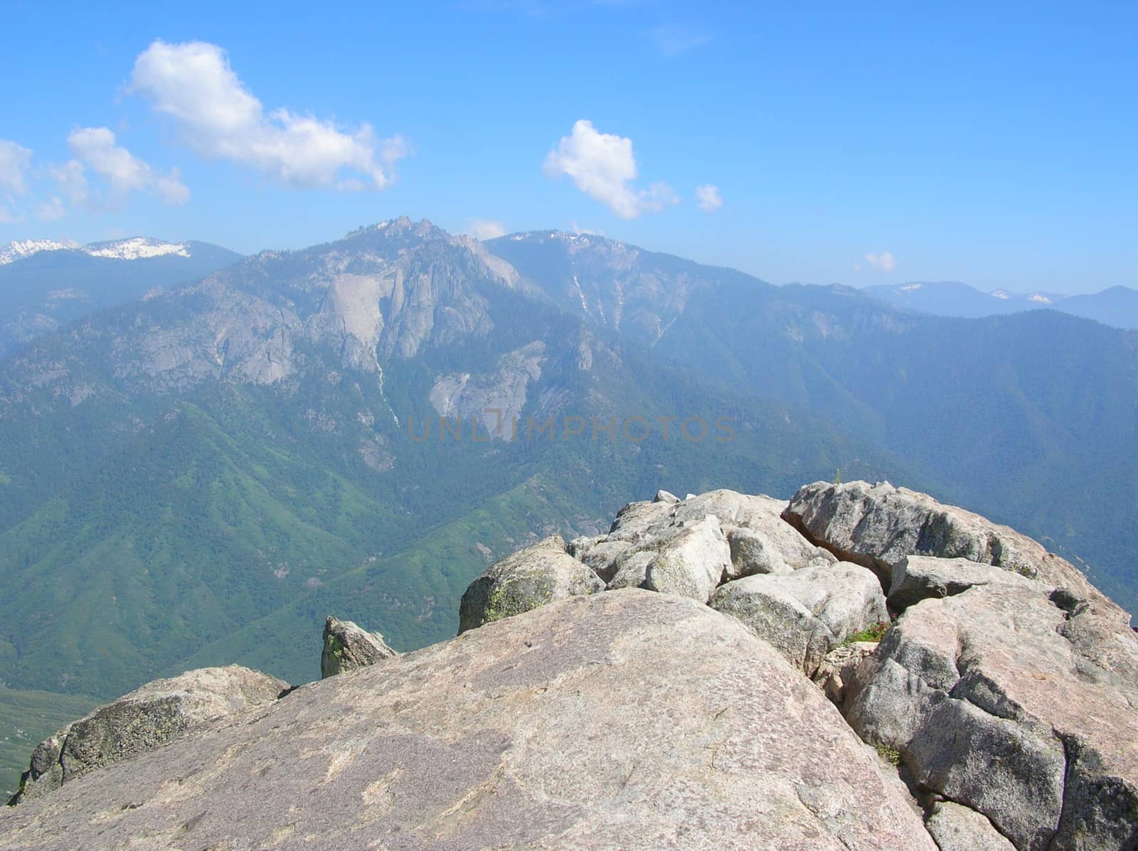 views of the Rocky Mountains from Moro rock by Isaac74