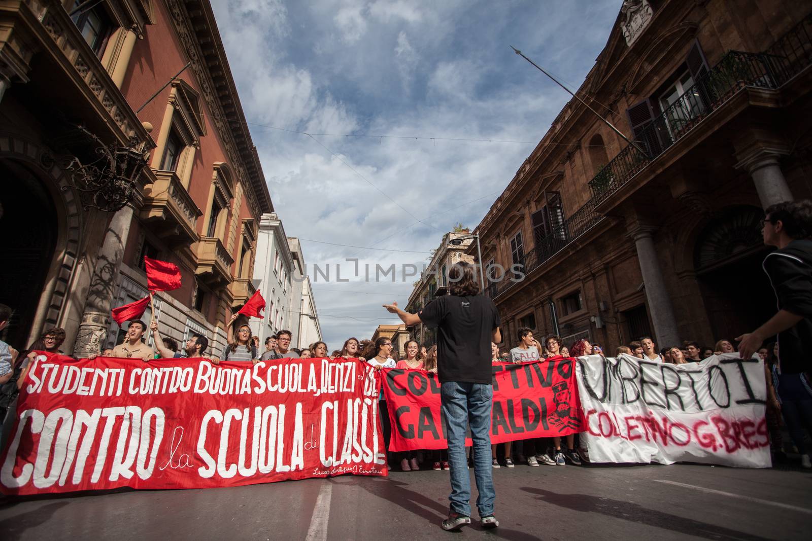 ITALY - PROTEST- DEMONSTRATION AGAINST SCHOOL REFORM by newzulu
