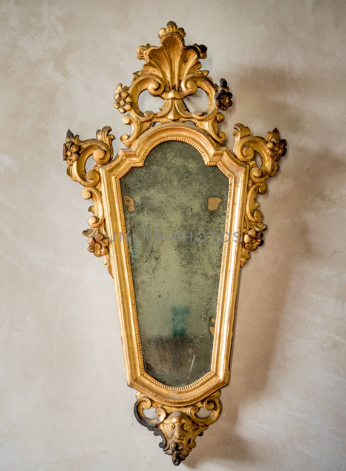 classic antique mirror with gilded frame by Isaac74