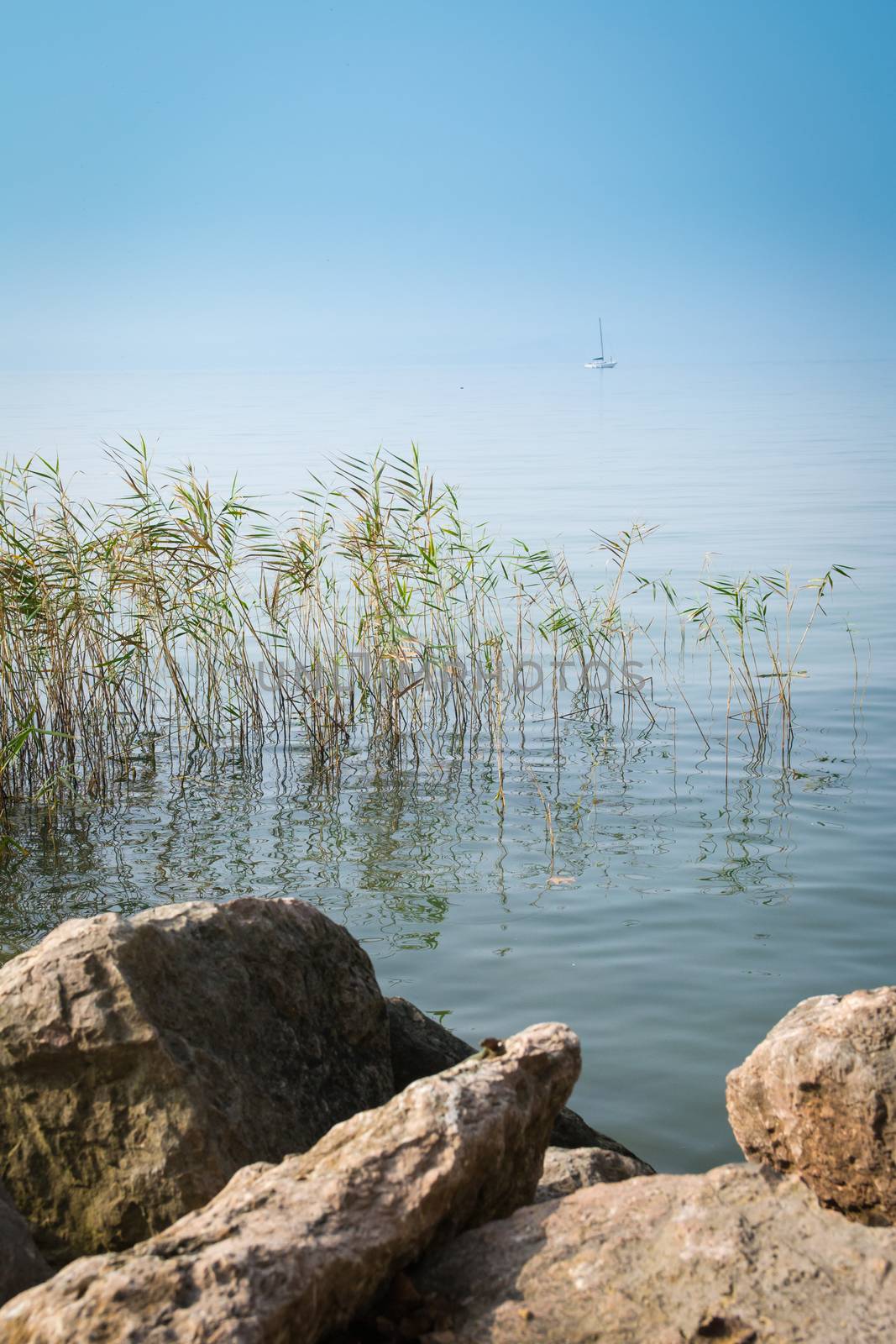 garda lake view from the est side