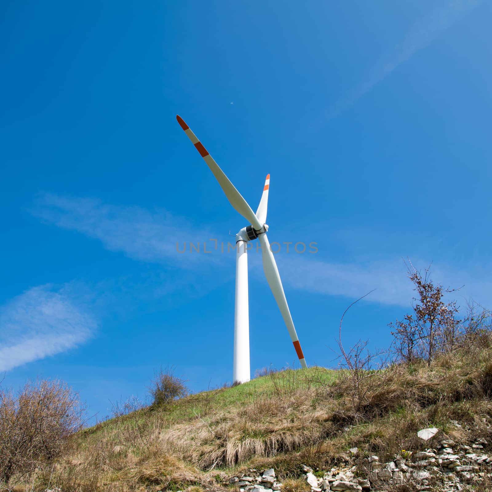 single wind turbine by Isaac74