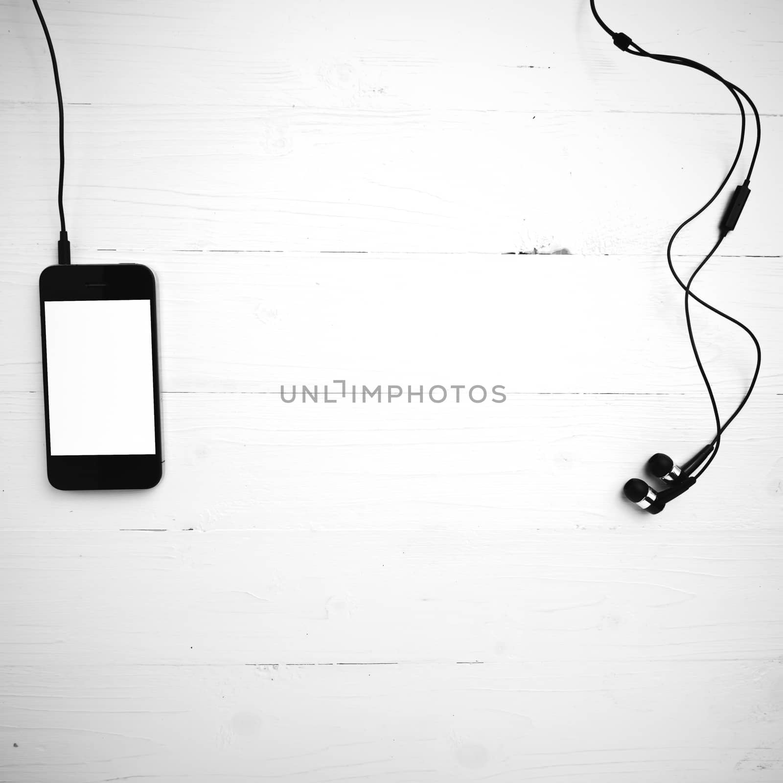 cellphone with earphone black and white color tone style by ammza12