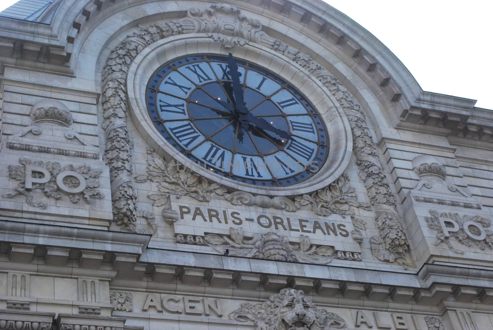 Musee d'Orsay clock by pauws99