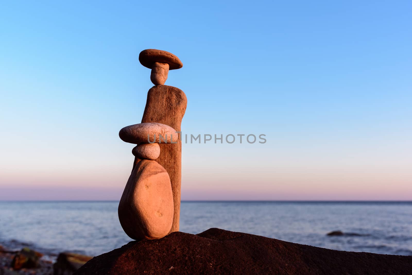 Symbolic figurines of the stones on the seashore