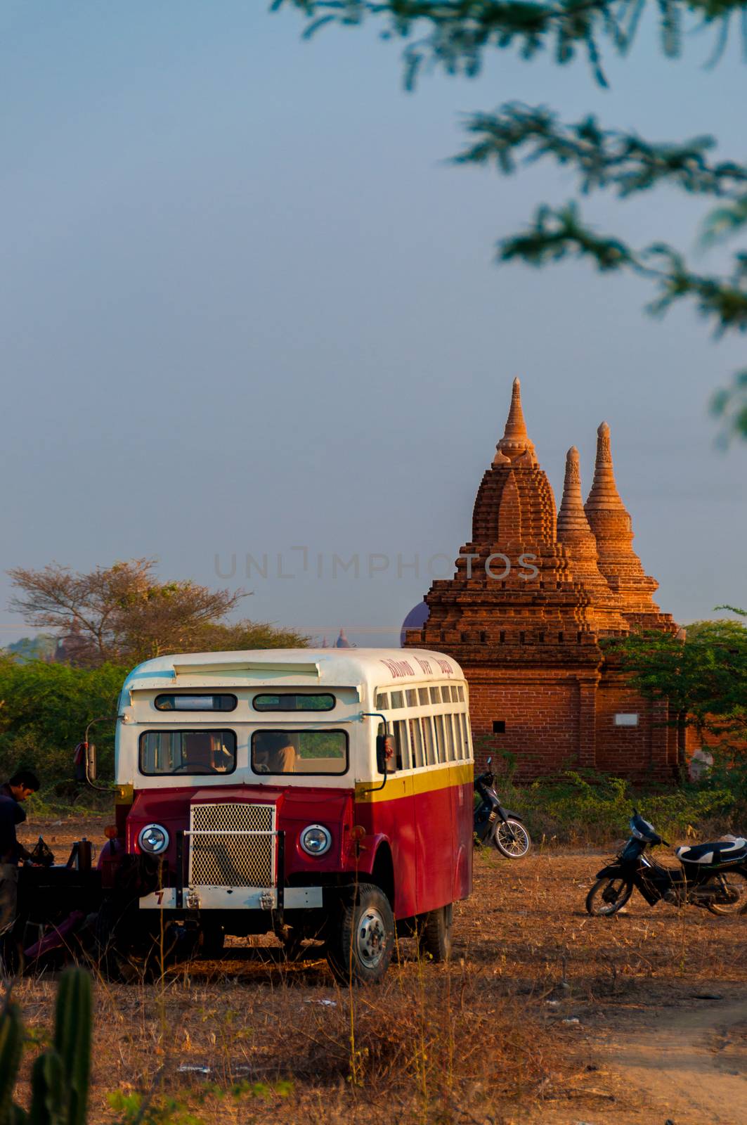 Bus and Pagoda Stupa in Bagan by attiarndt